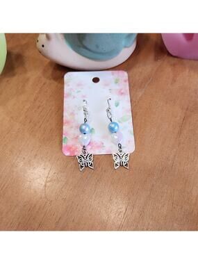 Butterfly Dangle Drop Earrings Bead Dainty Elegant Minimalist Jewelry Fairycore